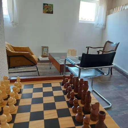 Maison Eco Nimoise 尼姆